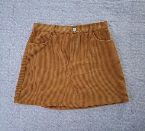 Falda corta de pana color mostaza de SHEIN