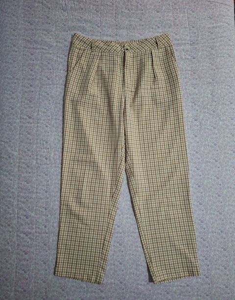 Pantalones de cuadro en tonos beige y marrón