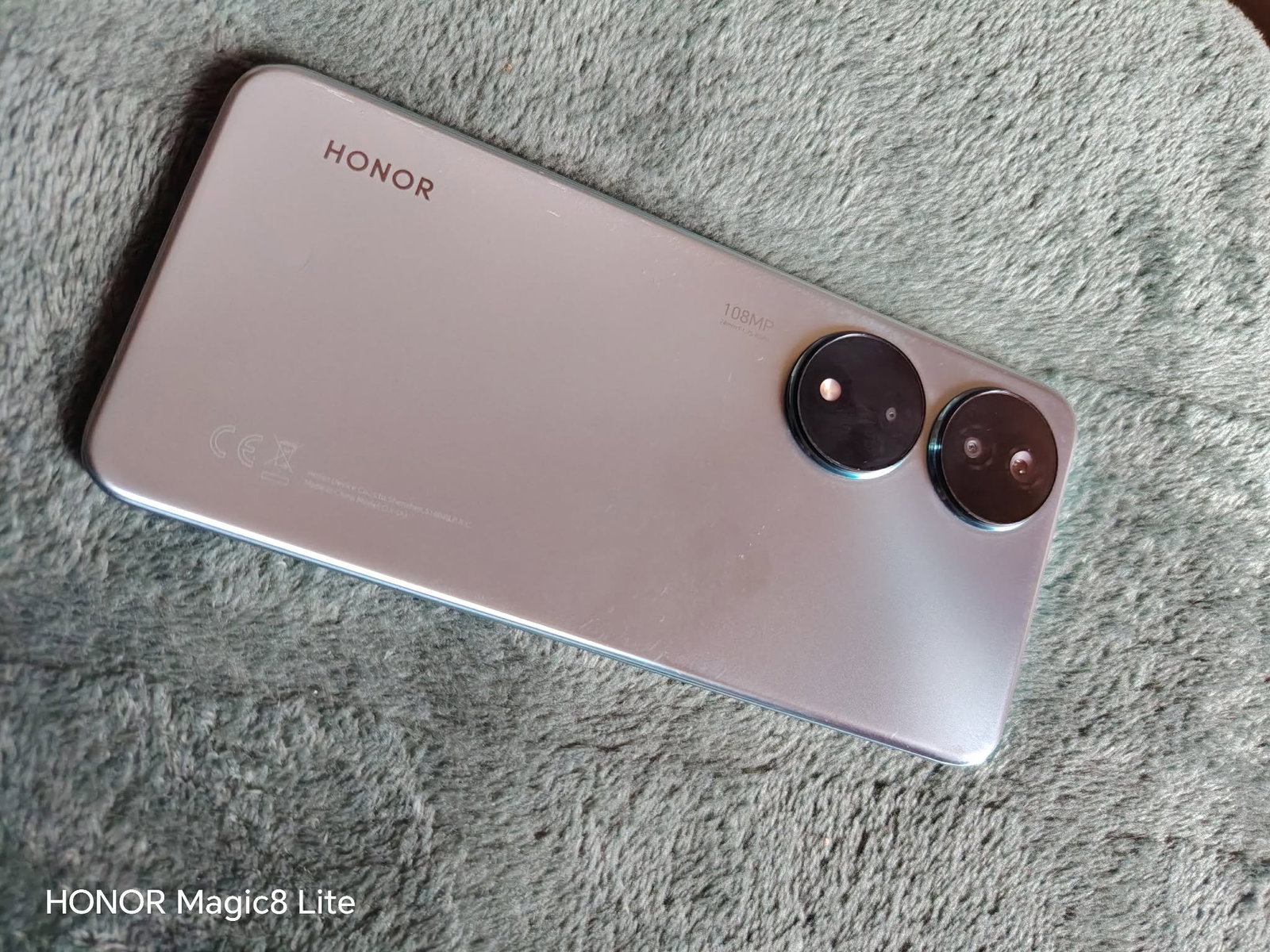 HONOR X7b - 256 GB, 8 GB RAM, Buen Estado