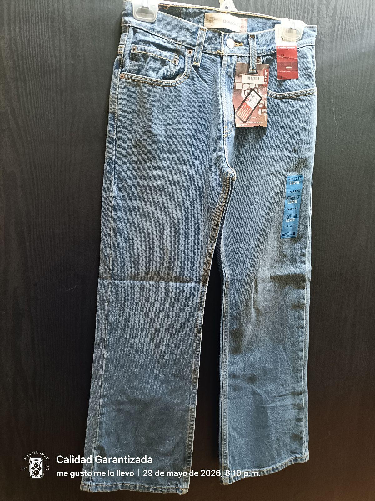 Jeans Levis originales nuevos - Ofertas justas