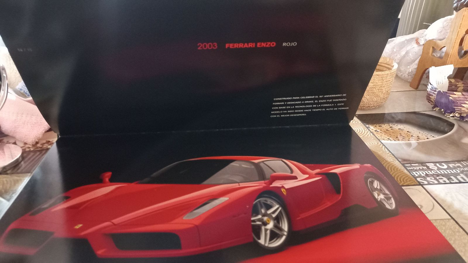 Libro 'Autos de Ensueño del Siglo XXI' - Ferrari Enzo 2003