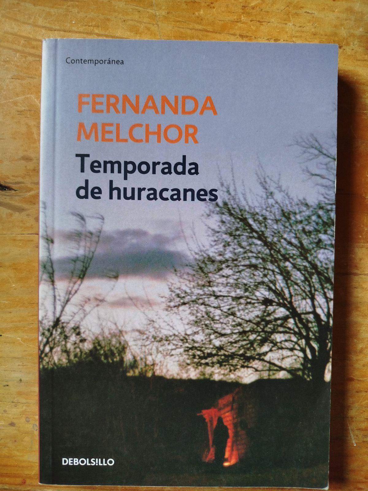Libro 'Temporada de huracanes' de Fernanda Melchor