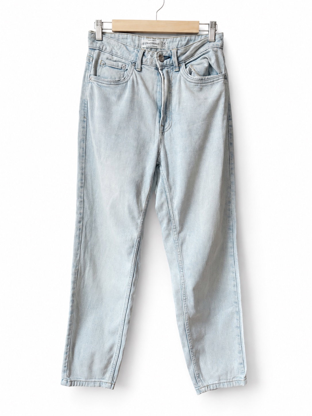 Jeans Stradivarius Mom Slim Fit Azul Claro