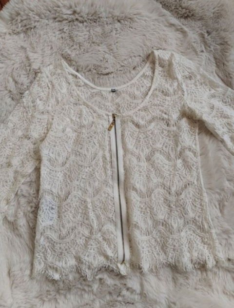 Blusa blanca tejida