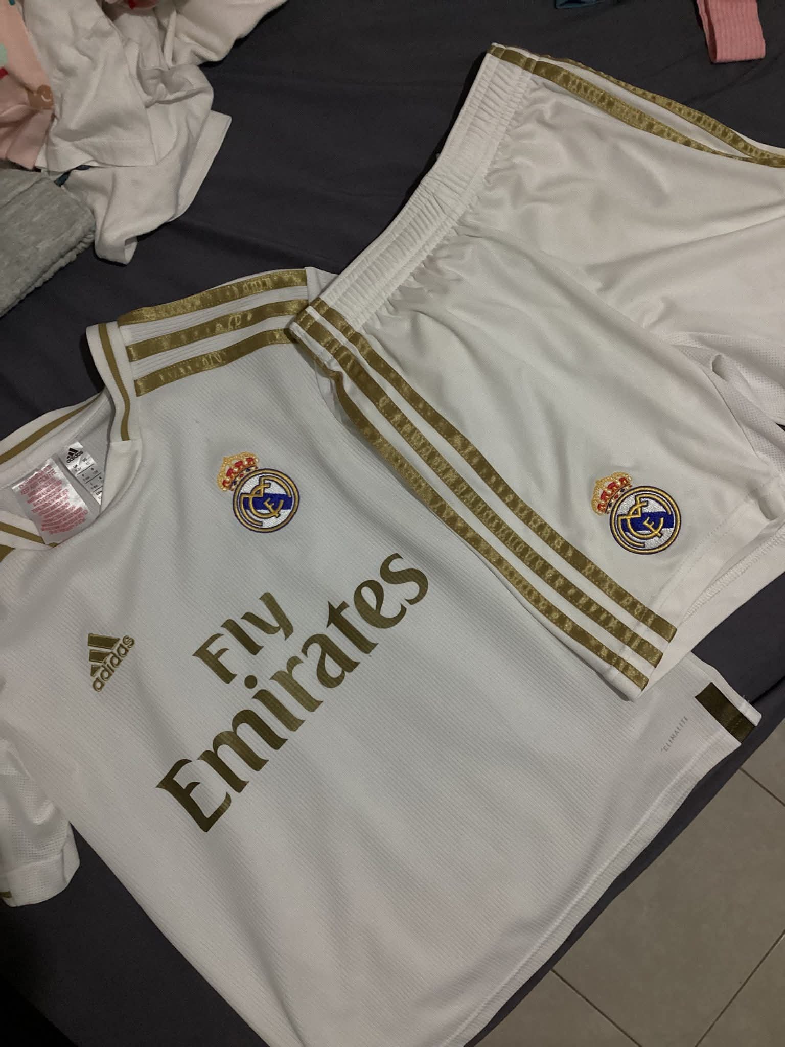 Conjunto de Niño Real Madrid - Camiseta y Pantalón