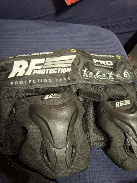 Equipo de protección RF(ROLLER FACE) para patinaje y deportes extremos