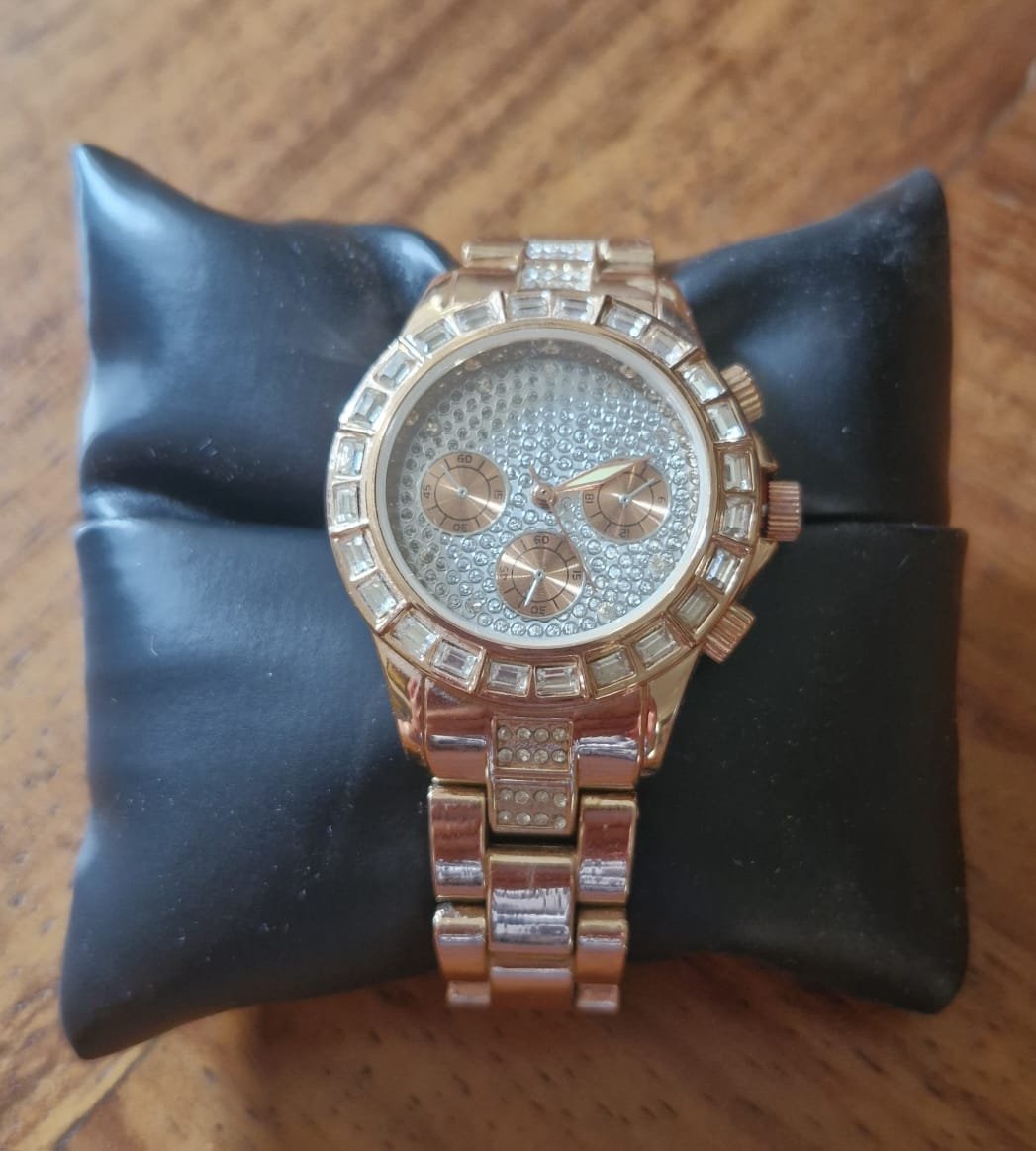 Reloj de Pulsera de Mujer Oro Rosa con Diamantitos - Nuevo