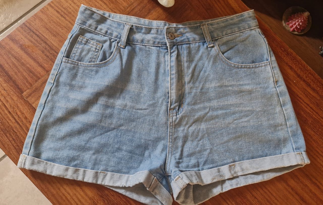 Short de Mezclilla Azul Claro Talla L - SHEIN