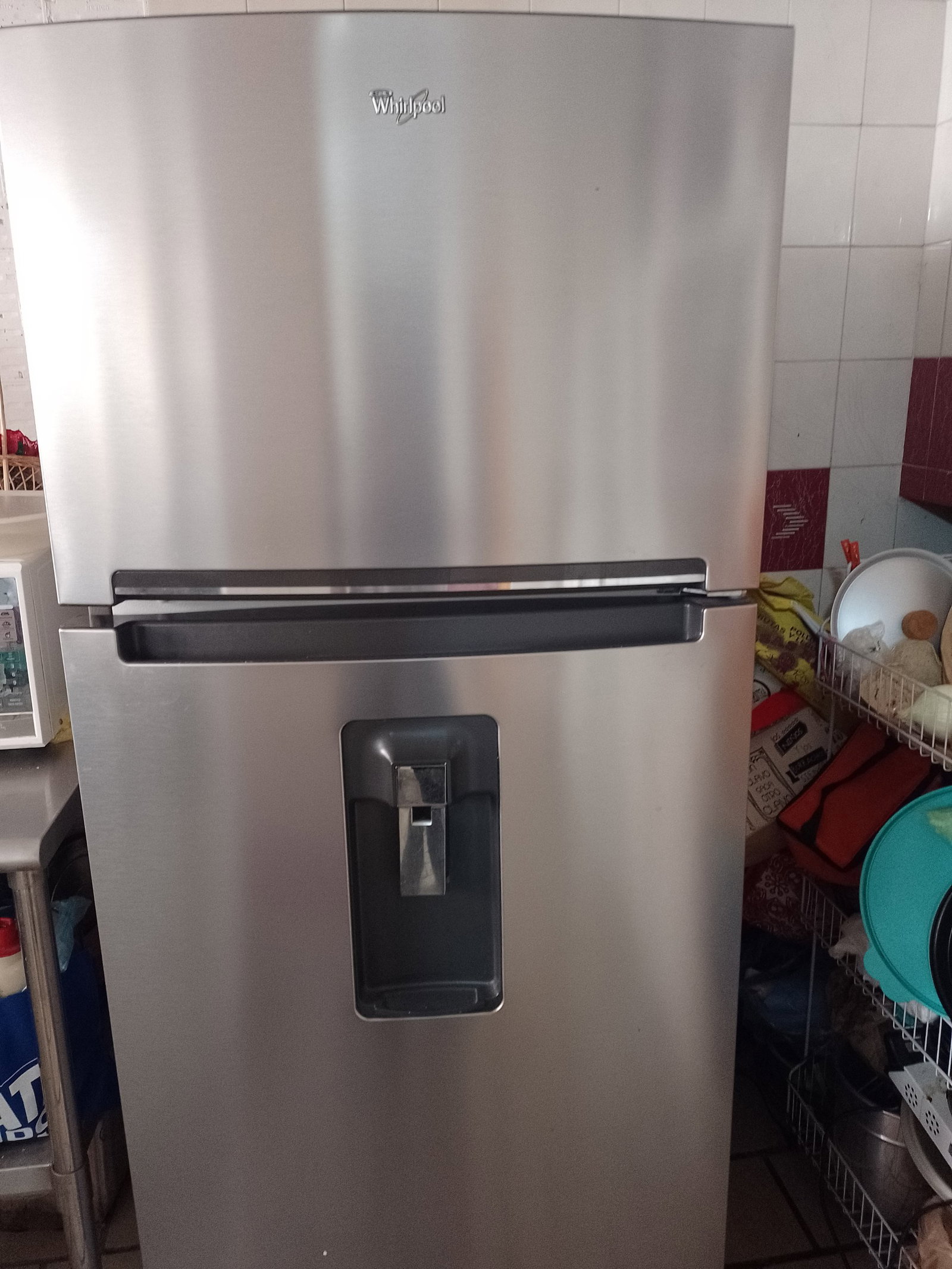 Refrigerador Whirlpool de Gran Capacidad - Como Nuevo