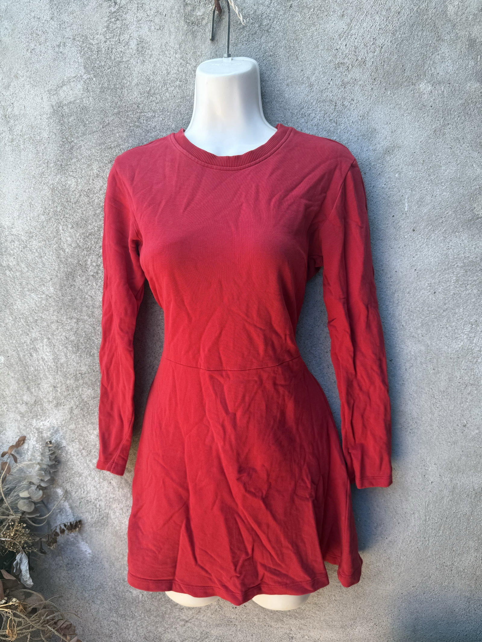Vestido rojo/suéter Zara 