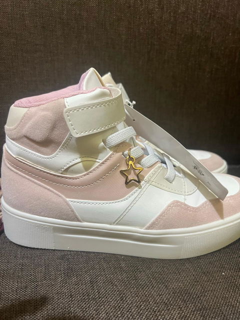 Tenis Botas Niña Rosa Blancos C&A Número 23