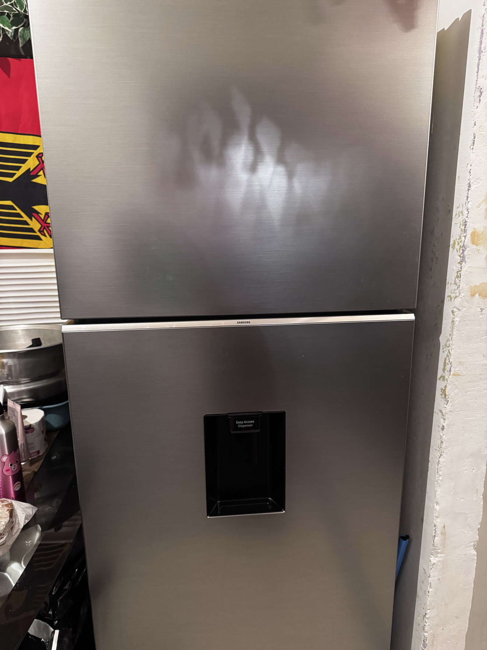 Refrigerador Samsung con dispensador de agua - Como nuevo