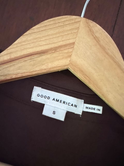 Camisa de Mujer Good American Color Marrón Talla S