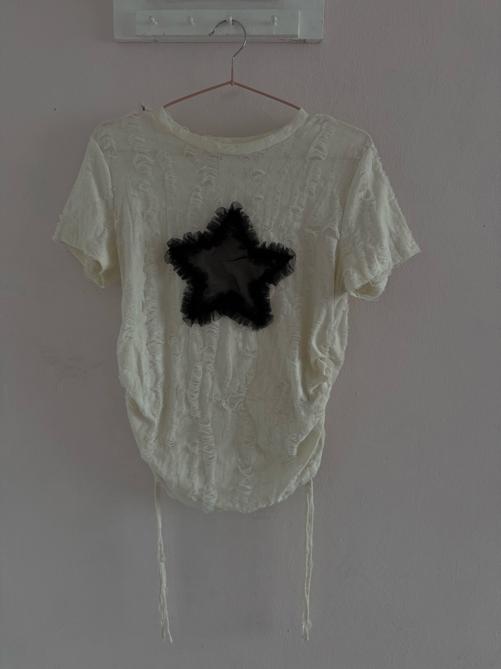 Blusa con Estrella Negra