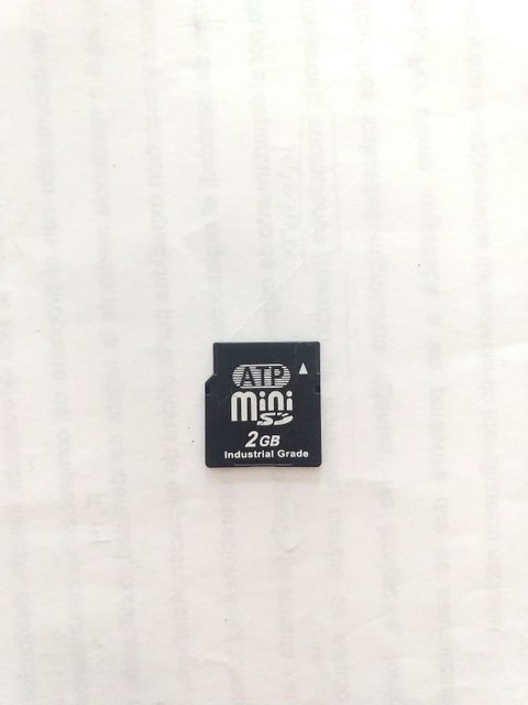 Tarjeta de memoria mini SD ATP 2 GB en buen estado