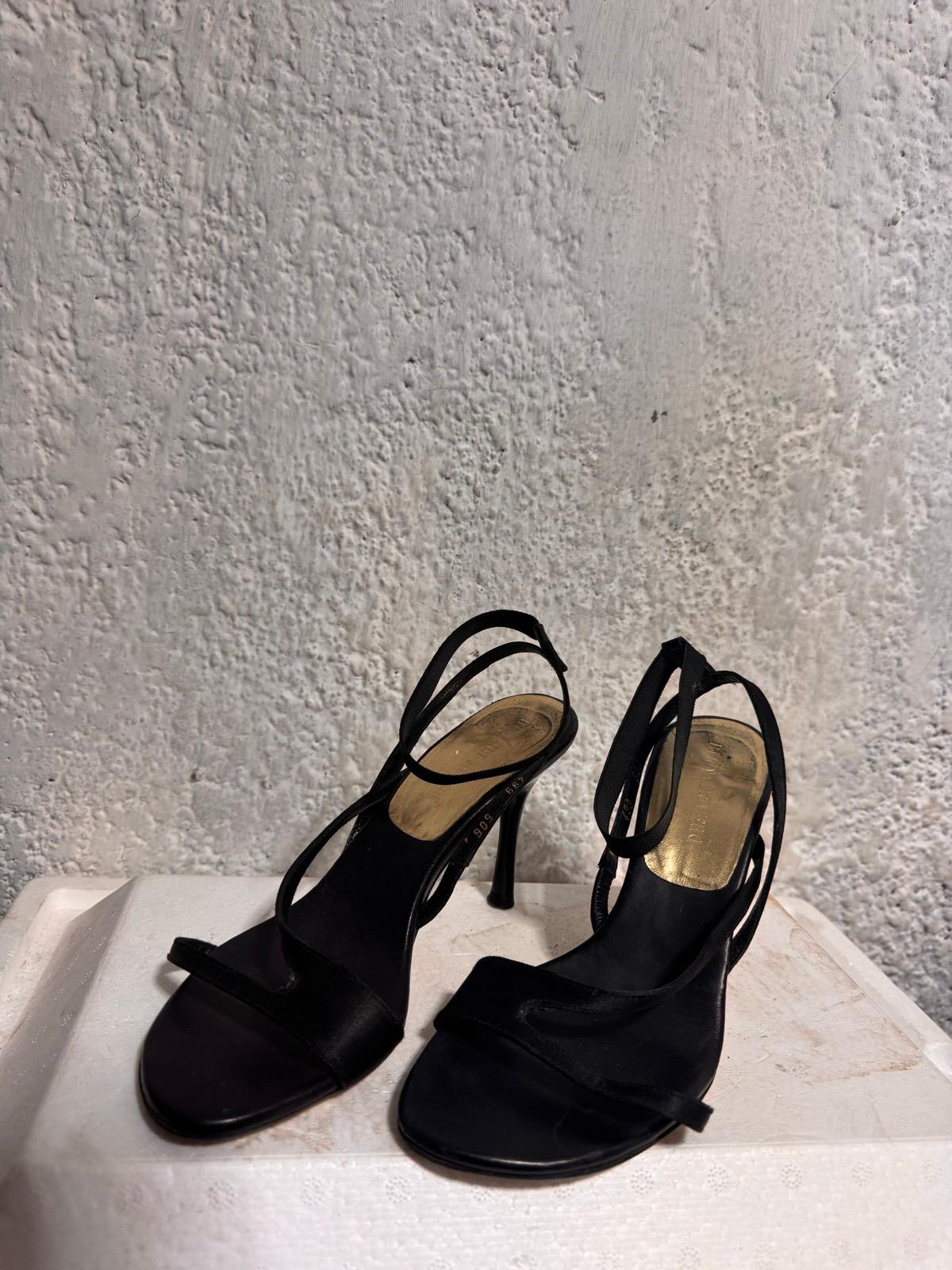 Zapatos de Tacón Negros Regina Romero No. 3