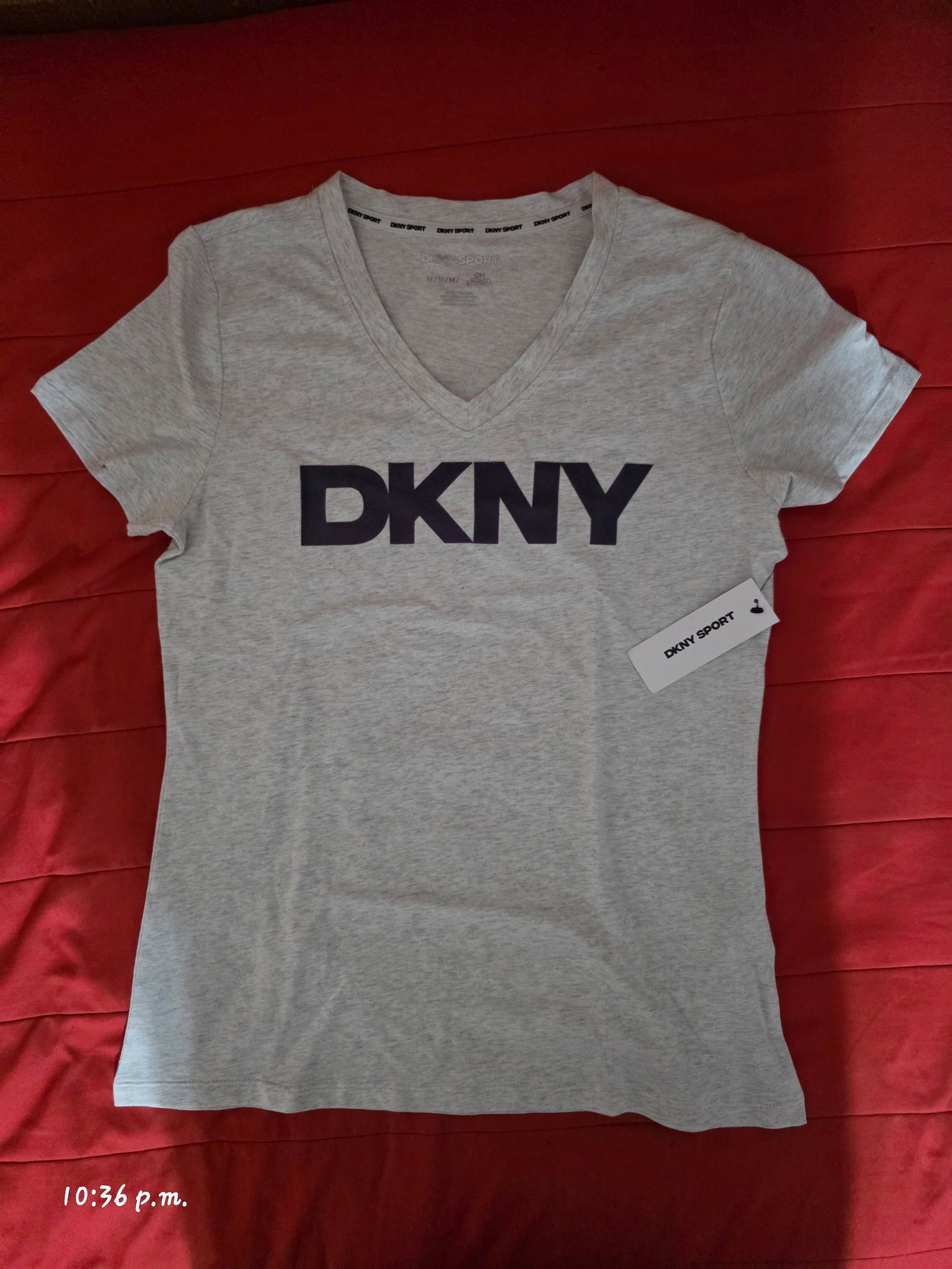 Playera DKNY Sport para Mujer Talla M - Nueva