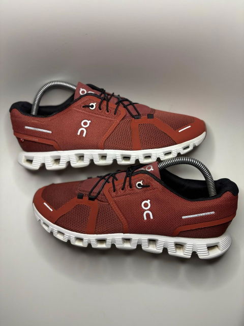 Tenis On Cloud 5