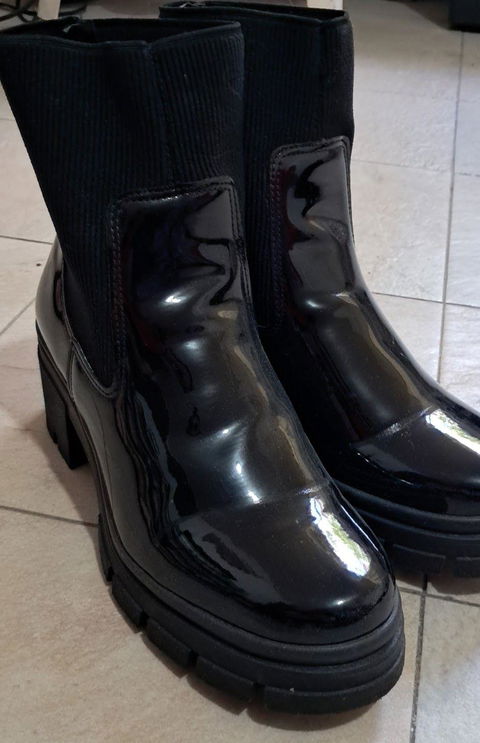Botas de charol para mujer número 6 poco uso
