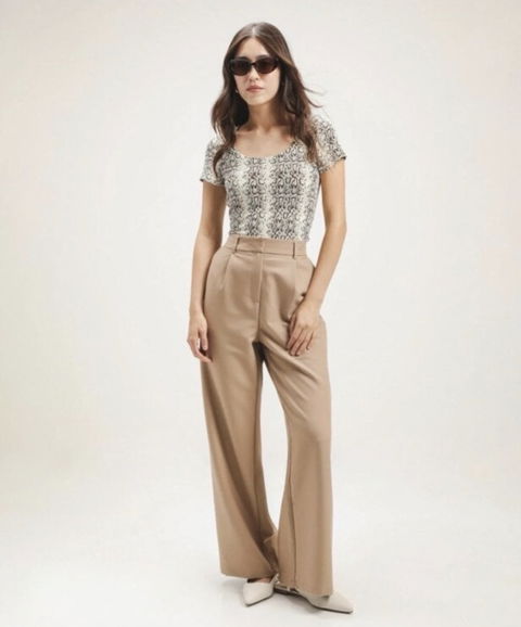 Pantalón de vestir C&A nuevo sin etiqueta talla 7 color camel