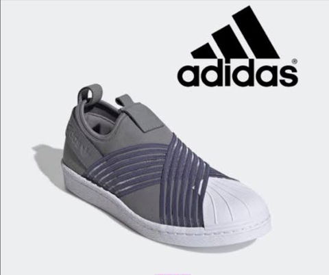 Tenis Adidas Slip On en Buen Estado