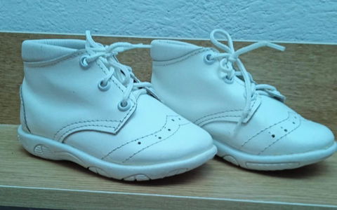 Botines de piel para bebé talla 13