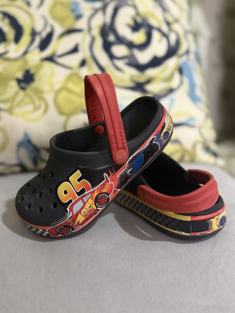 CROCS OG RAYO MCQUEEN