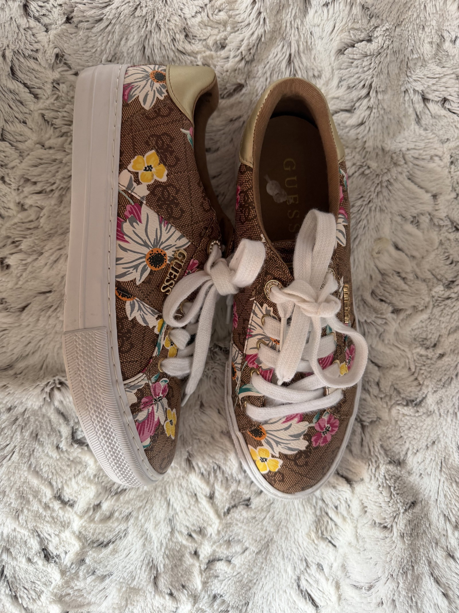 Tenis Guess
