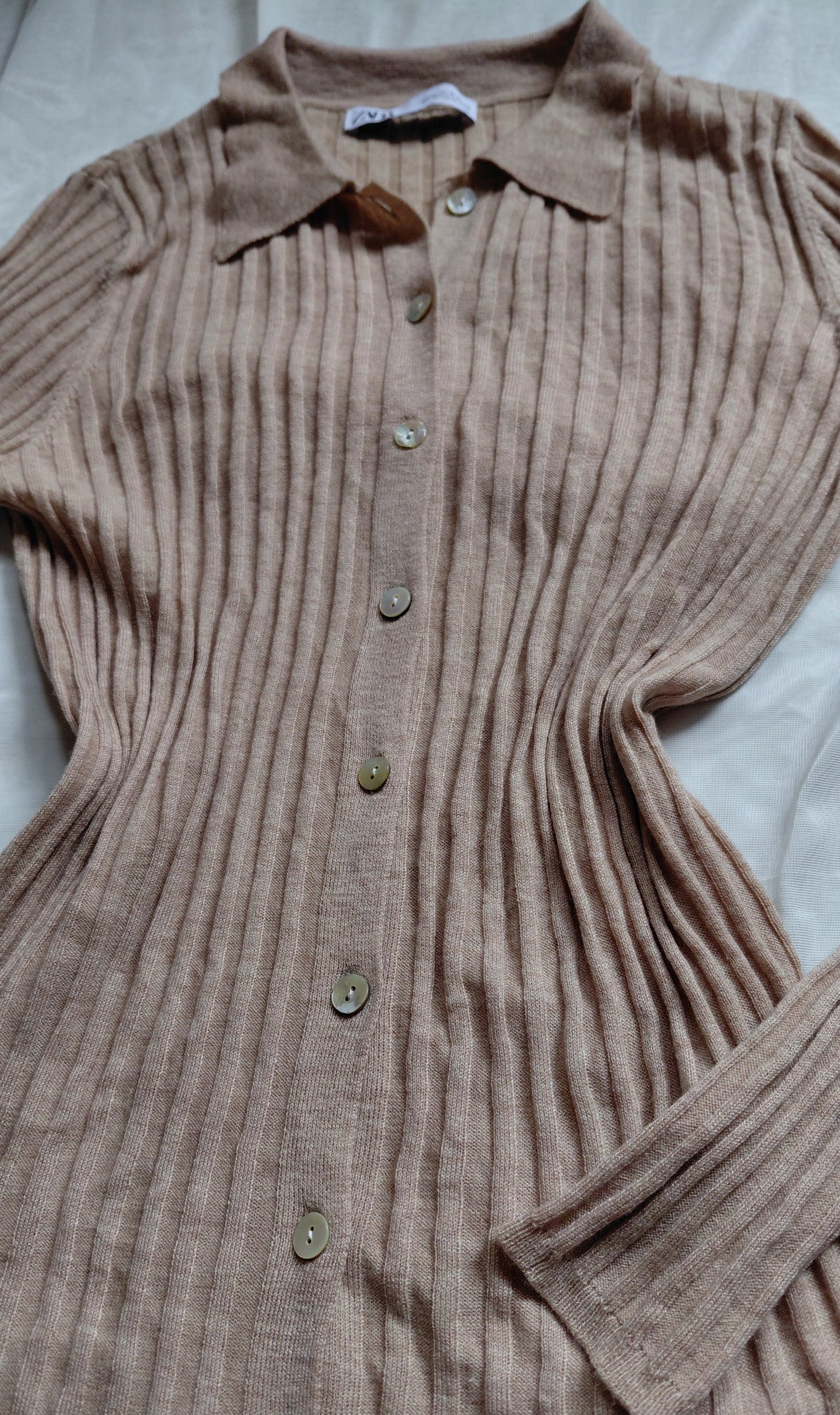 Blusa de Manga Larga Zara Color Beige Oscuro Talla M