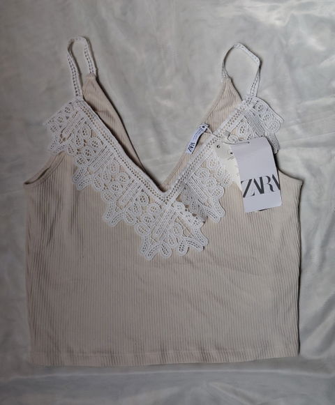 Blusa de Tirantes Zara Beige Nueva con Etiqueta