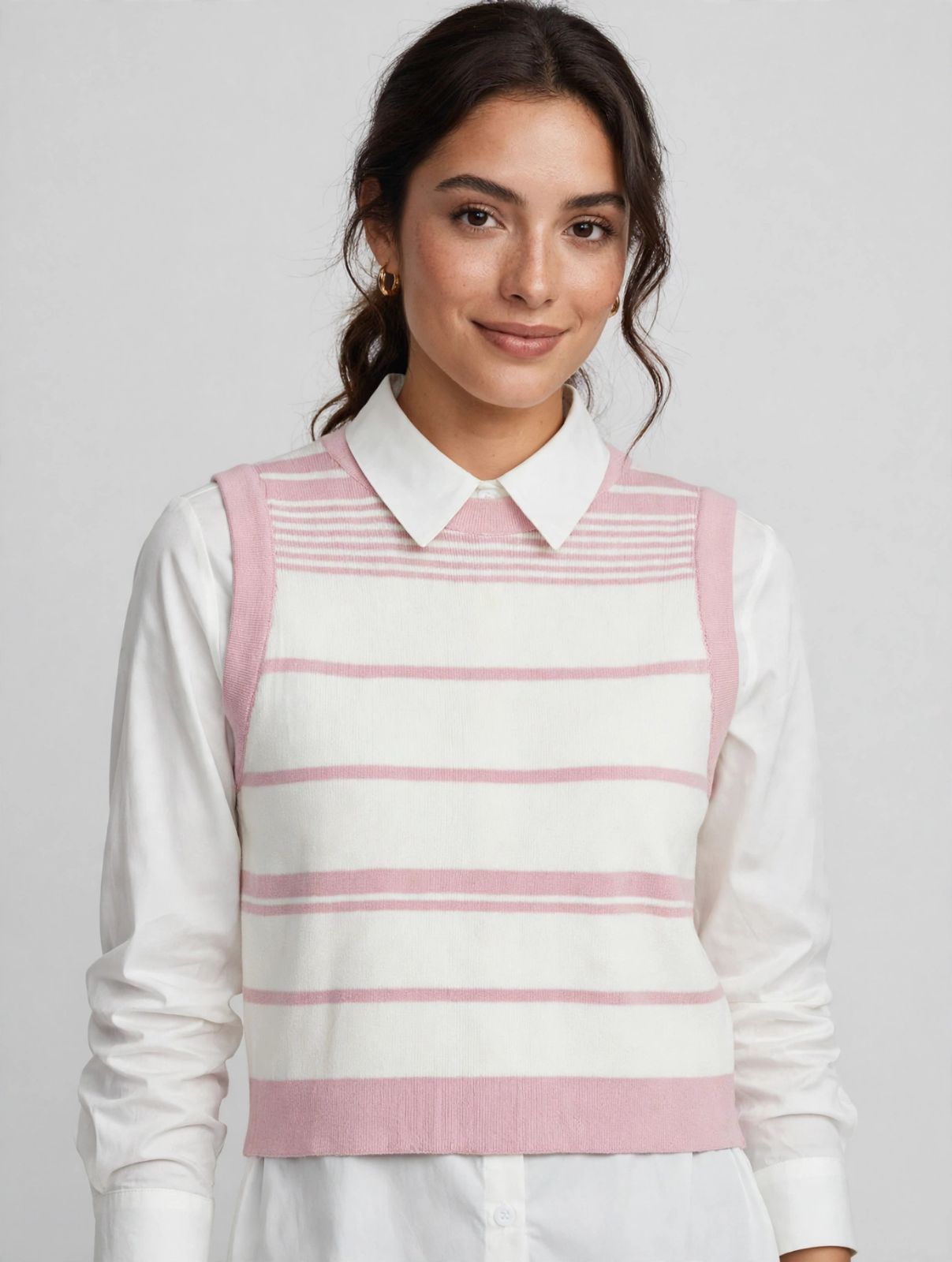 Blusa camisera blanca y chaleco tejido S/M