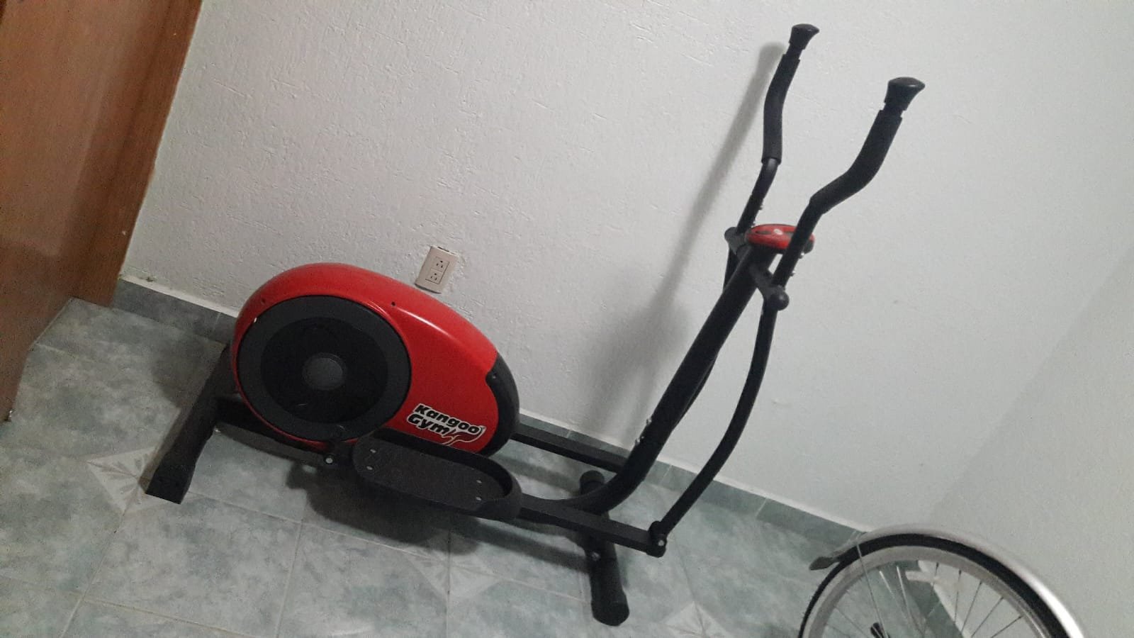 Kangoo Gym - Aparato de Ejercicio en Excelentes Condiciones