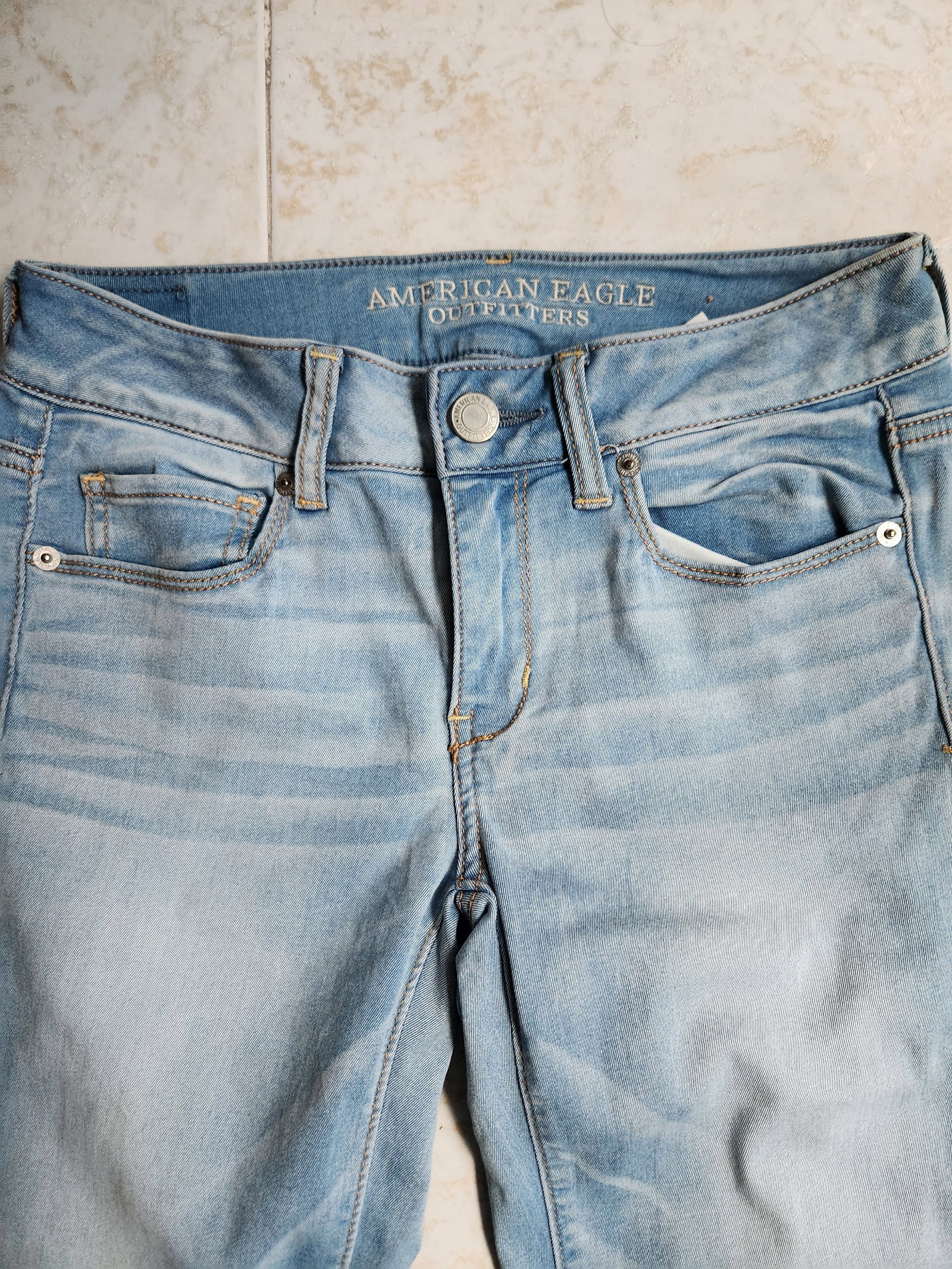 Pantalón de Mezclilla Azul Claro American Eagle Talla 6