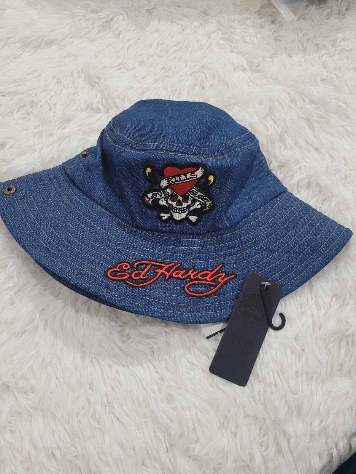 Sombrero pescador Ed Hardy nuevo
