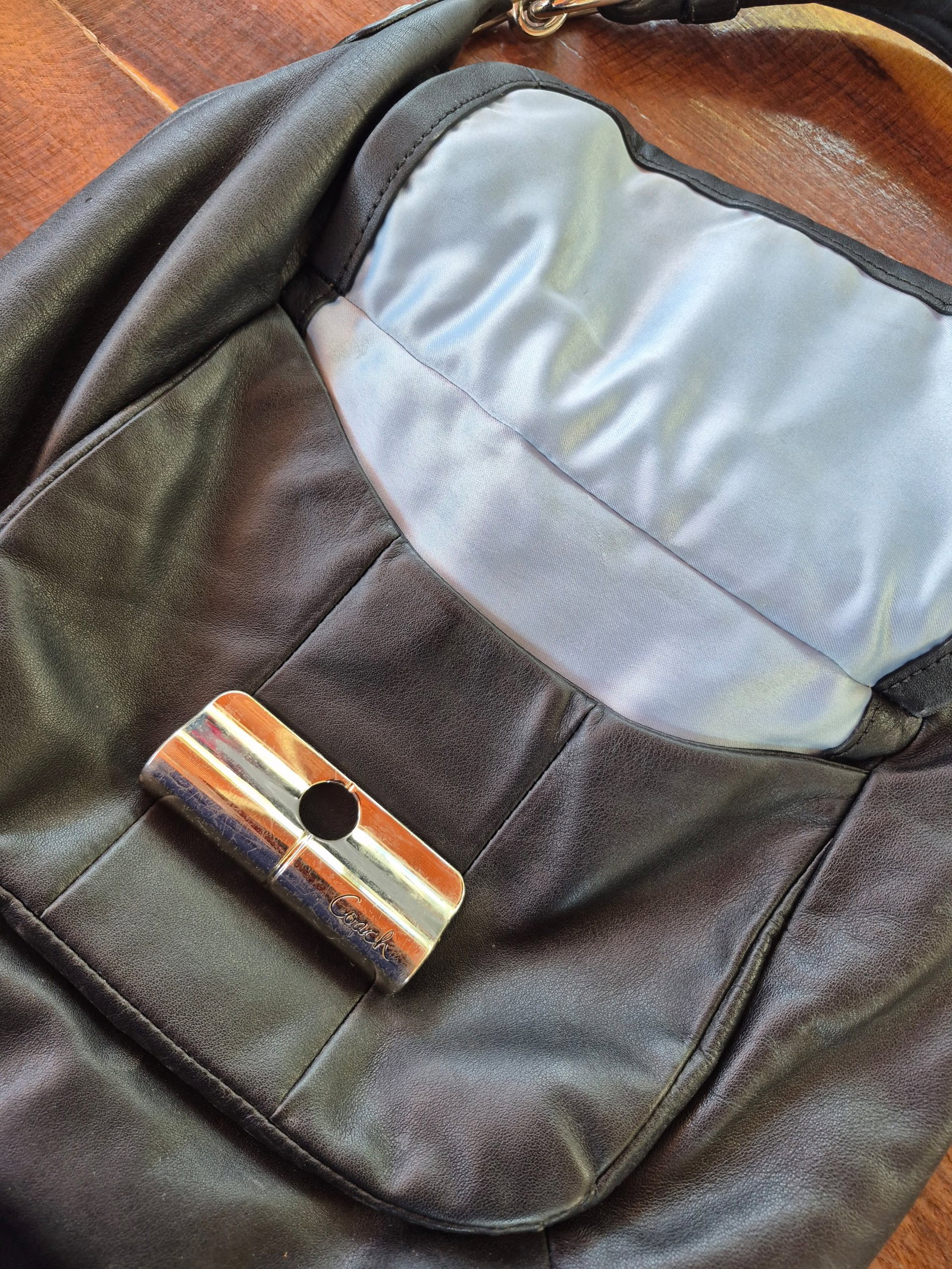 Bolso Coach Kristin de Piel Negra en Buen Estado