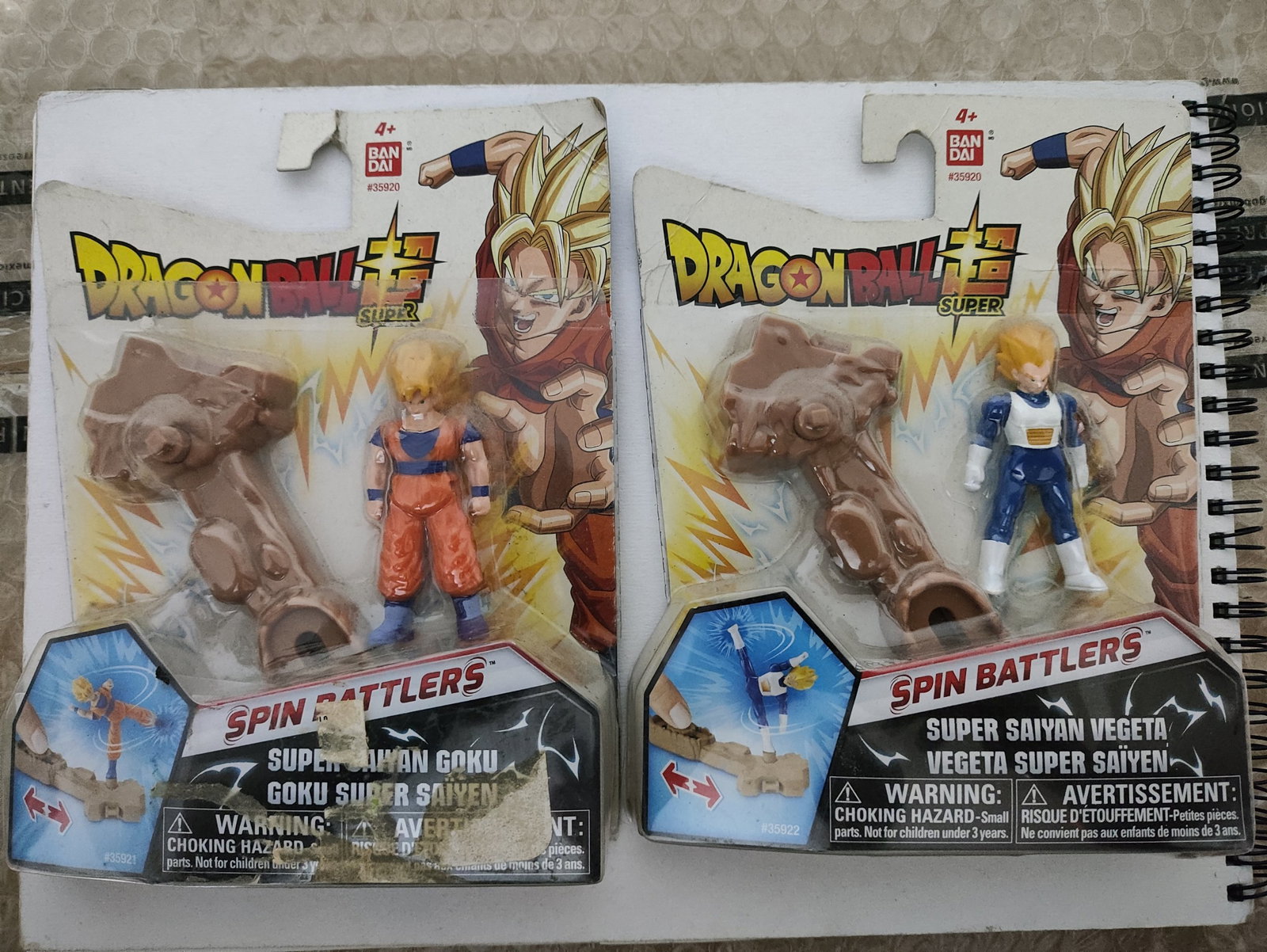 Figuras Dragon Ball Spin Battlers Goku y Vegeta - BANDAI