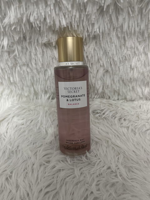 Bruma de Fragancia Victoria's Secret Pomegranate & Lotus 250 ml