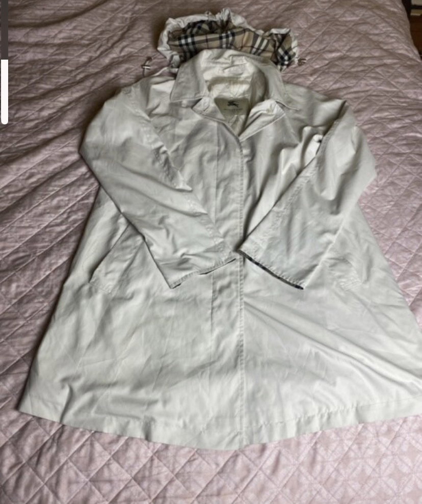 Trench coat / gabardina ligera Burberry 