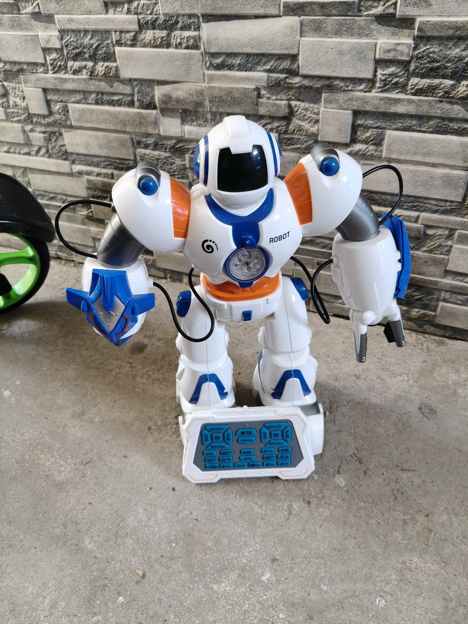Robot policia de combate 