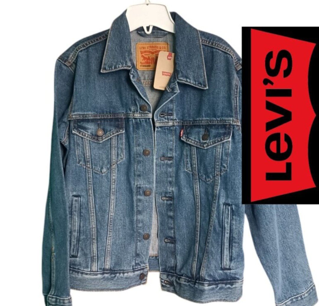 Chamarra Levis nueva 