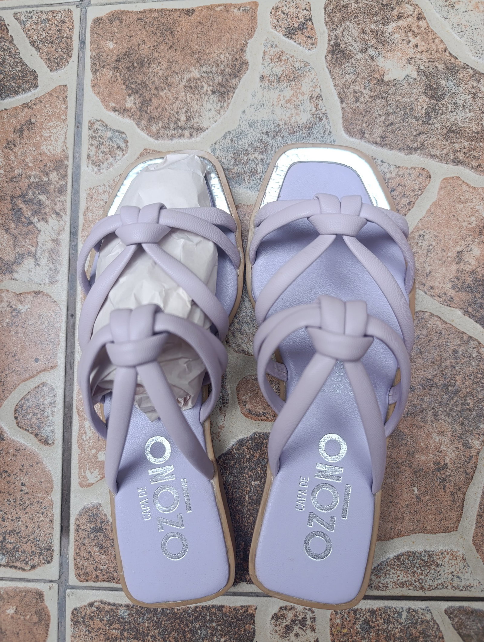 Lindas sandalias Lila