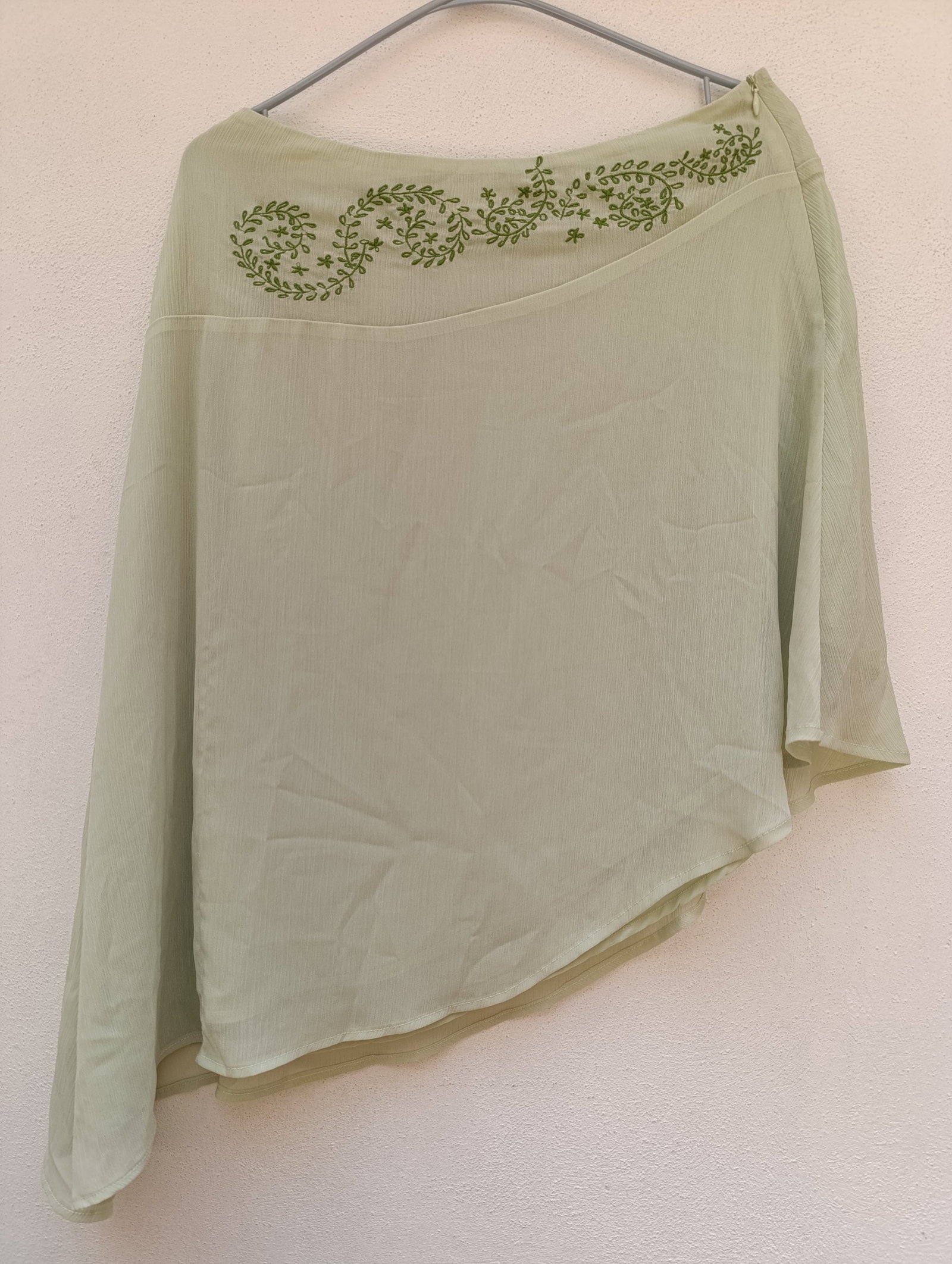 Falda Verde Pastel con Bordado de Flores - Princess Polly
