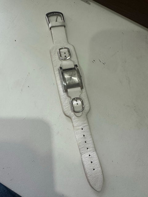 Reloj de Mujer GUESS Original con Extensible de Piel Blanco