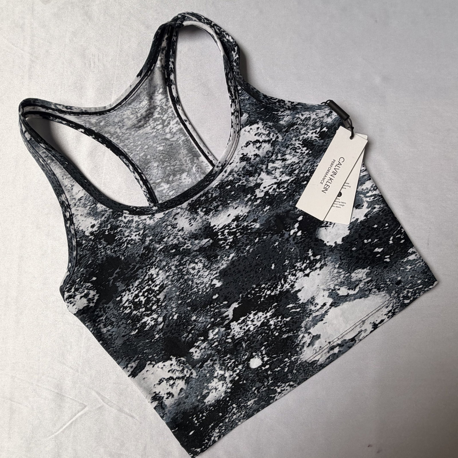 Top deportivo CALVIN KLEIN TALLA S 