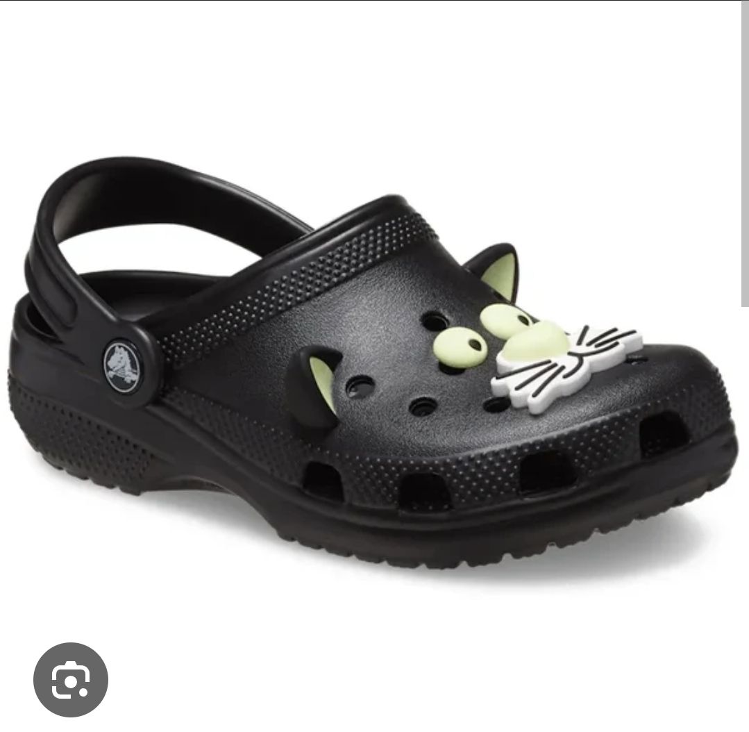 Crocs negras con diseño de gato T.J2/21cm