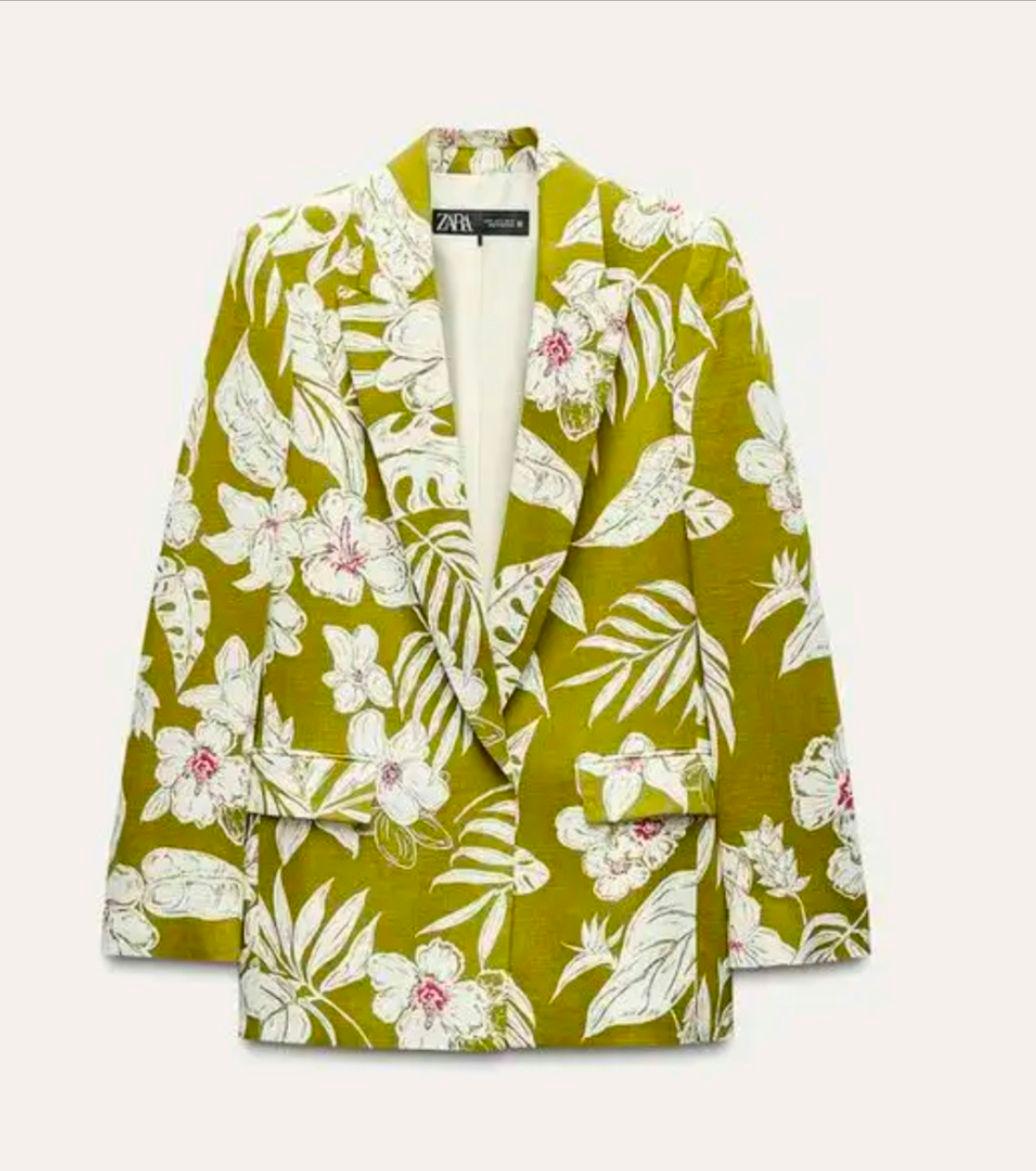 Blazer floral de Zara, talla S, color verde