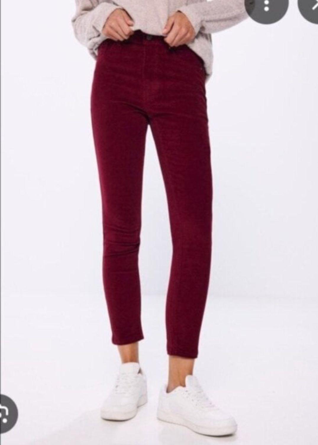 Pantalones de Pana color burdeos Springfield T.24