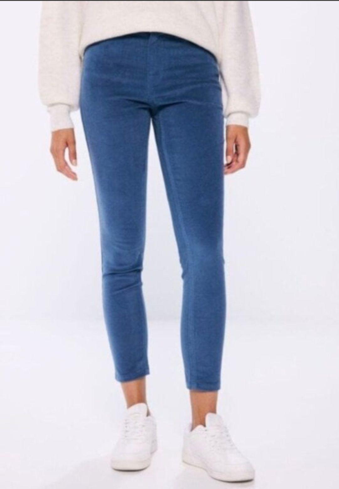 Pantalones ajustados de pana Springfield T.24 azul