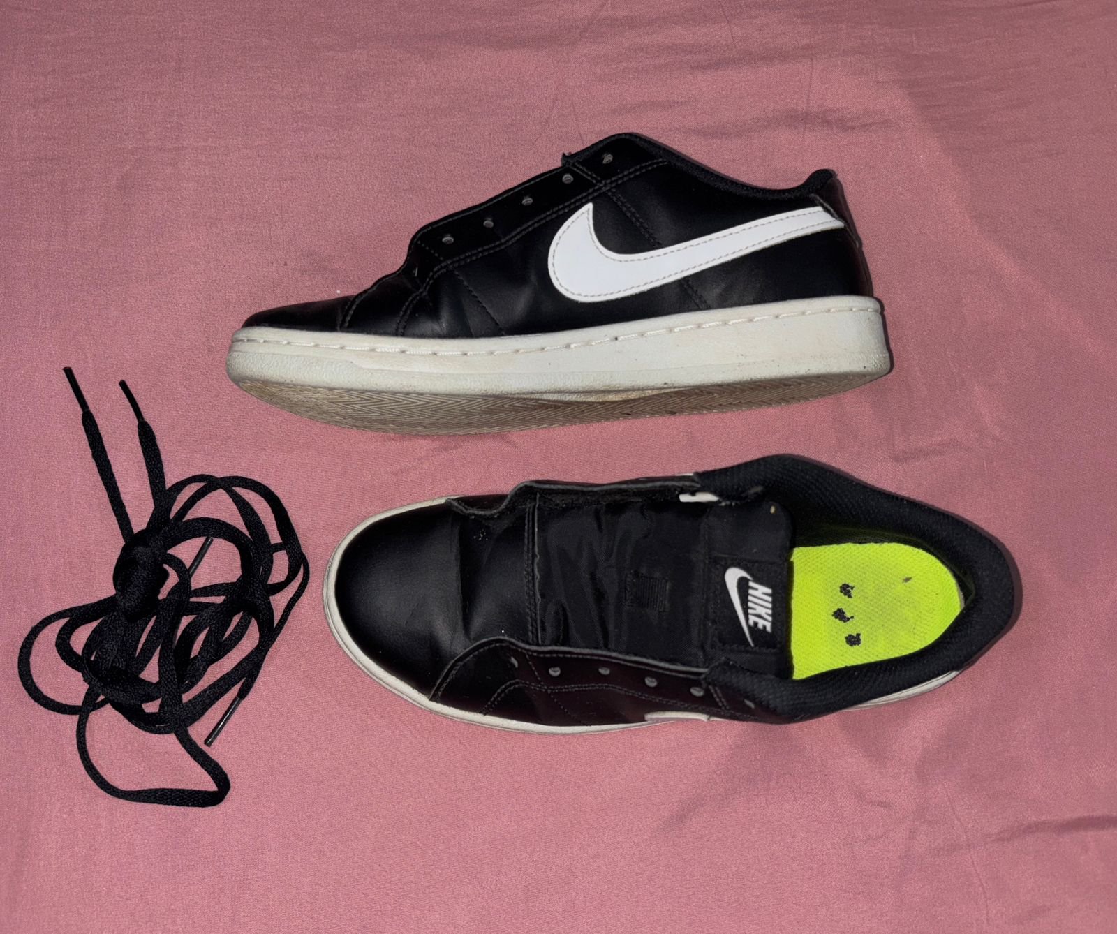 Tenis Nike Talla 3 en Buen Estado
