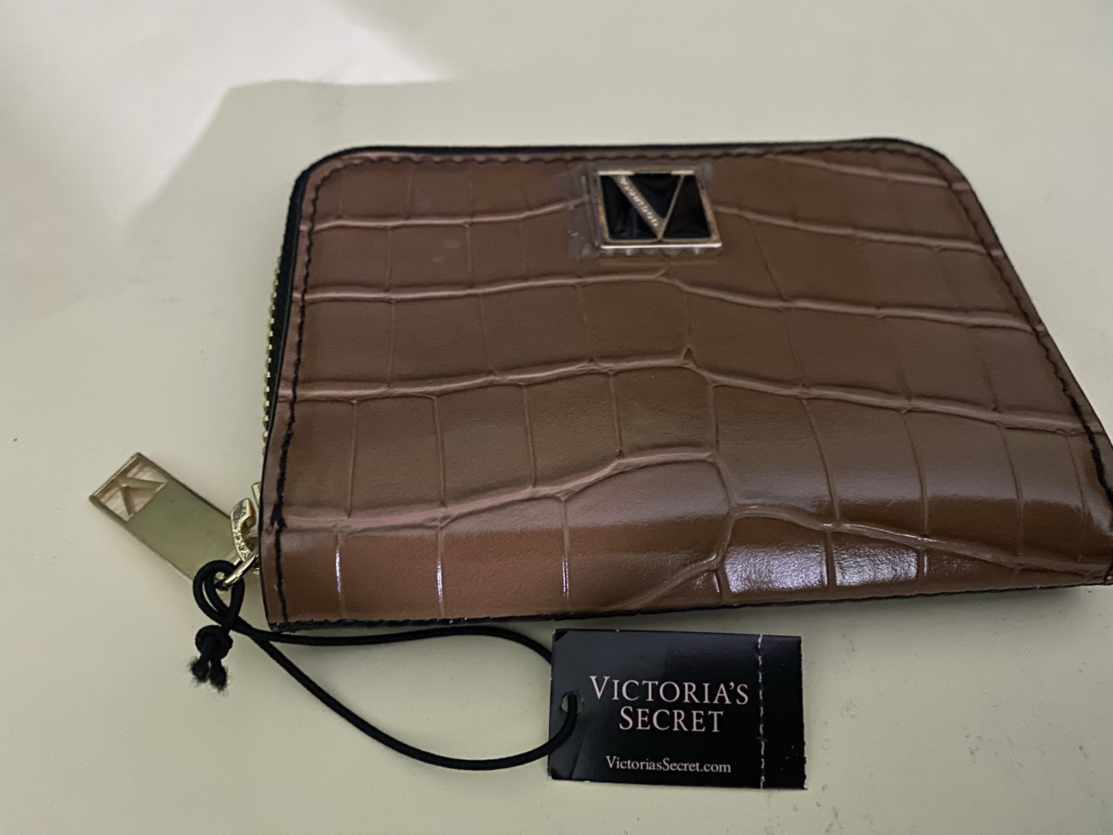 Hermosa Cartera Café de Victoria Secret